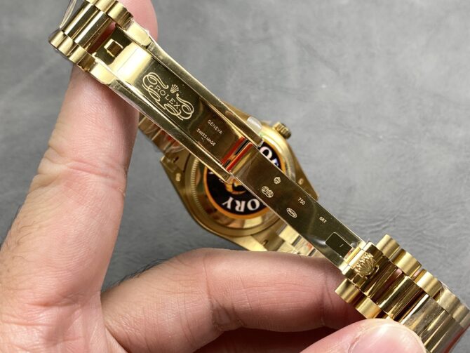 Replica Rolex Day Date 36 Champagne Dial Yellow Gold Bracelet 128238 0132