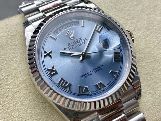 Replica Rolex Day-Date 228236 0012 Fluted Bezel Ice Blue Dial 40MM Mens Watch