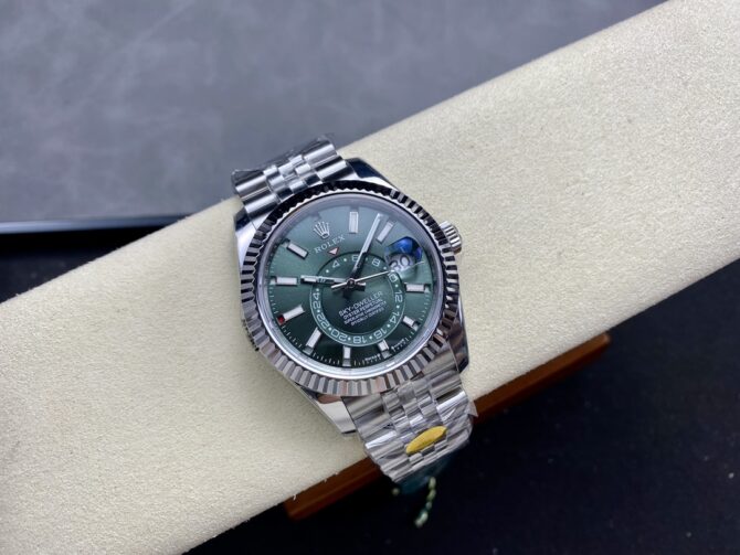Rolex Sky Dweller 42 White Gold Fluted Bezel 336934 0002 Men's Watch