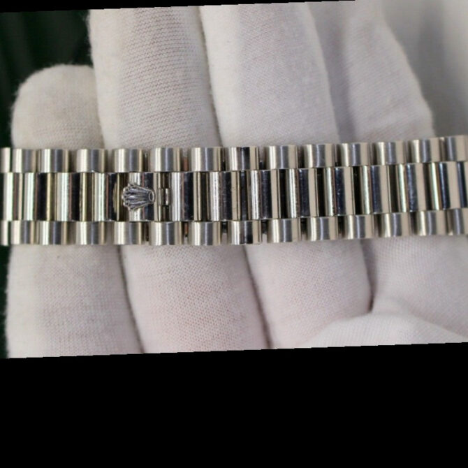 Replica Rolex Day-Date 218206 Concentric Rhodium Grey Roman Numeral Dial Platinum 41MM Mens Watch