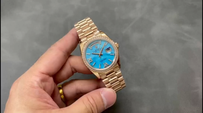 Replica Rolex Day-Date 36 Rose Gold Turquoise Diamond-Set Roman Dial Diamond Bezel m128345rbr 0064