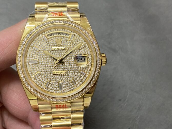 Replica Rolex Day-Date 40 18K Yellow Gold Diamond Paved Dial Diamond m228348rbr 0037