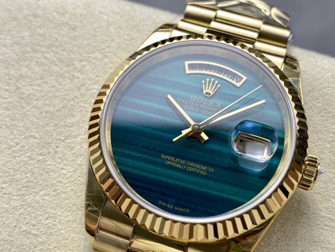 Replica Rolex Day Date 18038 Yellow Gold Tigers Eye Watch