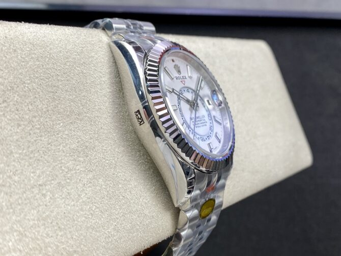 Rolex Sky Dweller 42 White Dial Fluted Bezel M336934 0004 Men's Watch