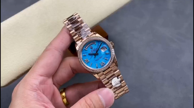 Replica Rolex Day Date Oyster 36 mm Everose Gold Diamonds Bezel M128345RBR 0068