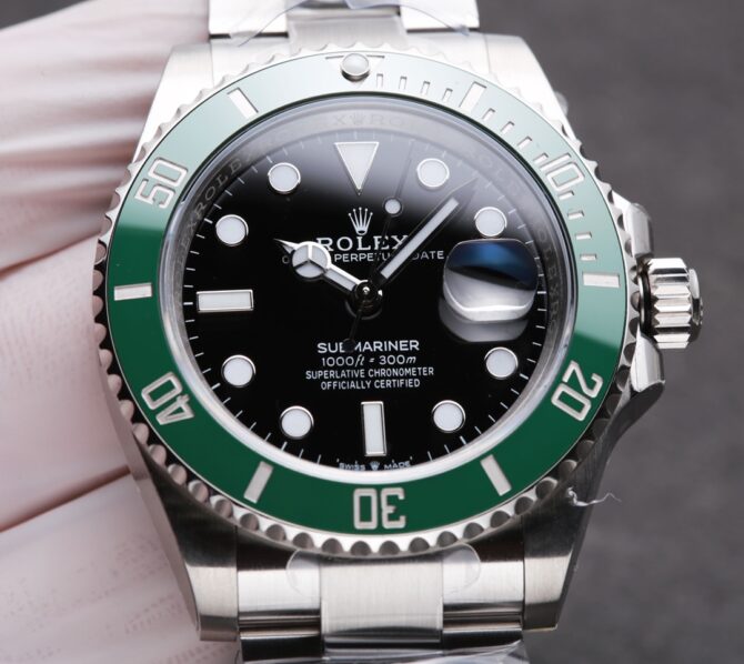 Replica Rolex Submariner 126610LV Green Bezel Black Dial 41mm Mens Watch