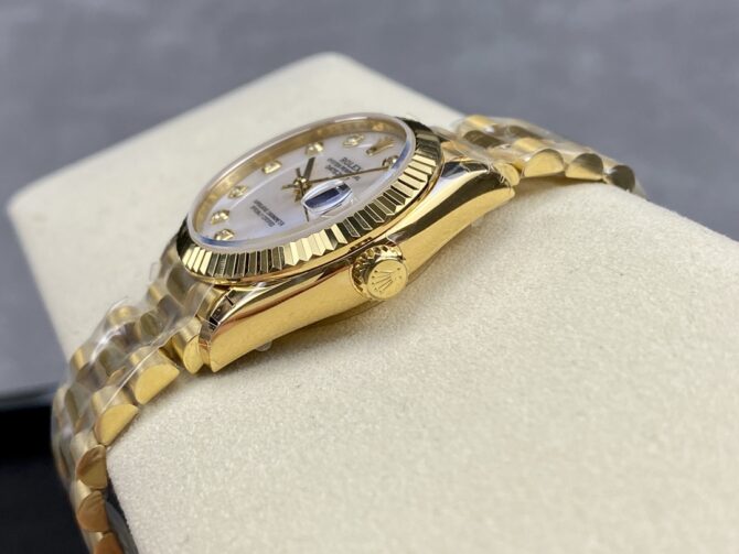 Replica Watch 278-0010 Women's Watch