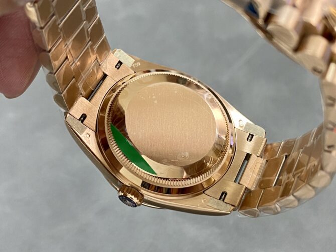 Replica Rolex Day-Date 36 Rose Gold Turquoise Diamond-Set Roman Dial Diamond Bezel m128345rbr 0064