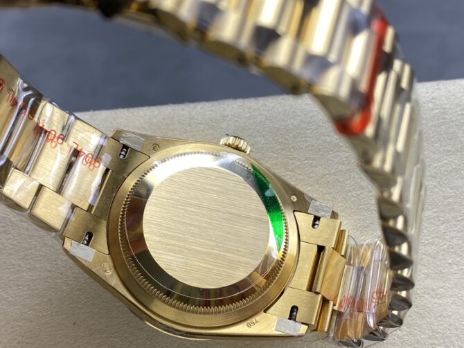 Replica Rolex Day-Date 118235 Fluted Bezel Chocolate Dial 36mm Unisex Watch
