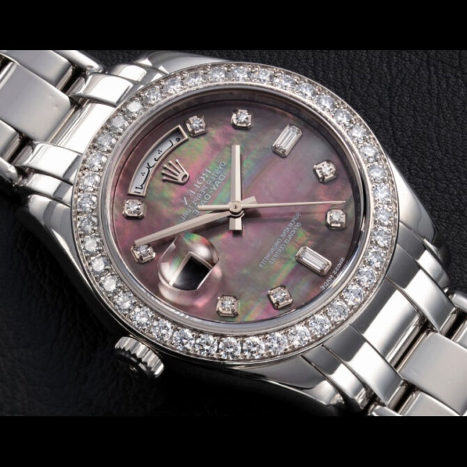 Replica Rolex Day-Date 18946 Dark MOP Black Diamonds Dial Special Edition 39MM Mens Watch