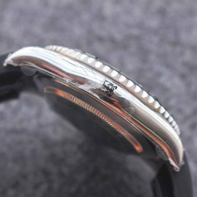 Rolex Yacht-Master 226659 White Gold Black Dial 42mm Mens Replica Watch