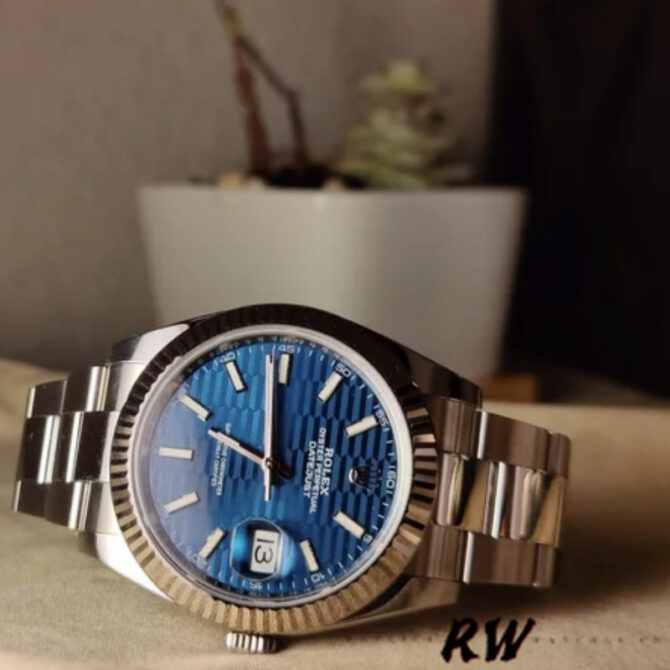 221744134 Fluted Bezel Blue Fluted-motif Dial 41MM Mens Replica Watch