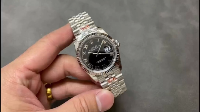 776234 Stainless Steel Fluted Bezel Black Roman Dial 36mm Mens Replica Watch