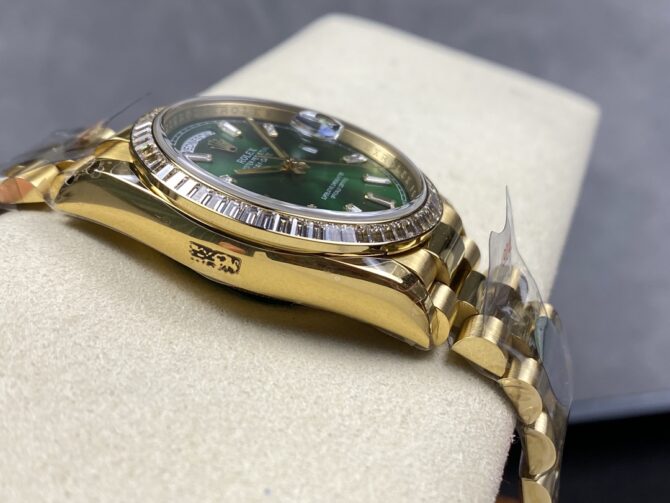 Replica Rolex Day Date 36mm Green Dial Diamond-Set Bezel President Bracelet m128398tbr 0035