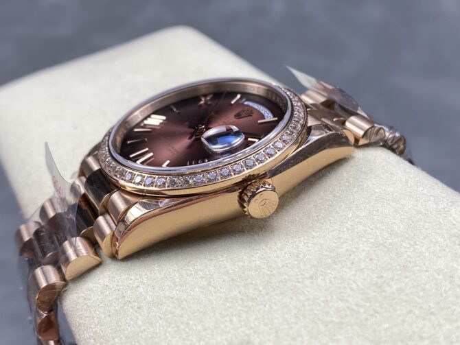 Replica Rolex Day Date 36 Everose Gold Diamond Bezel m128345rbr 0075