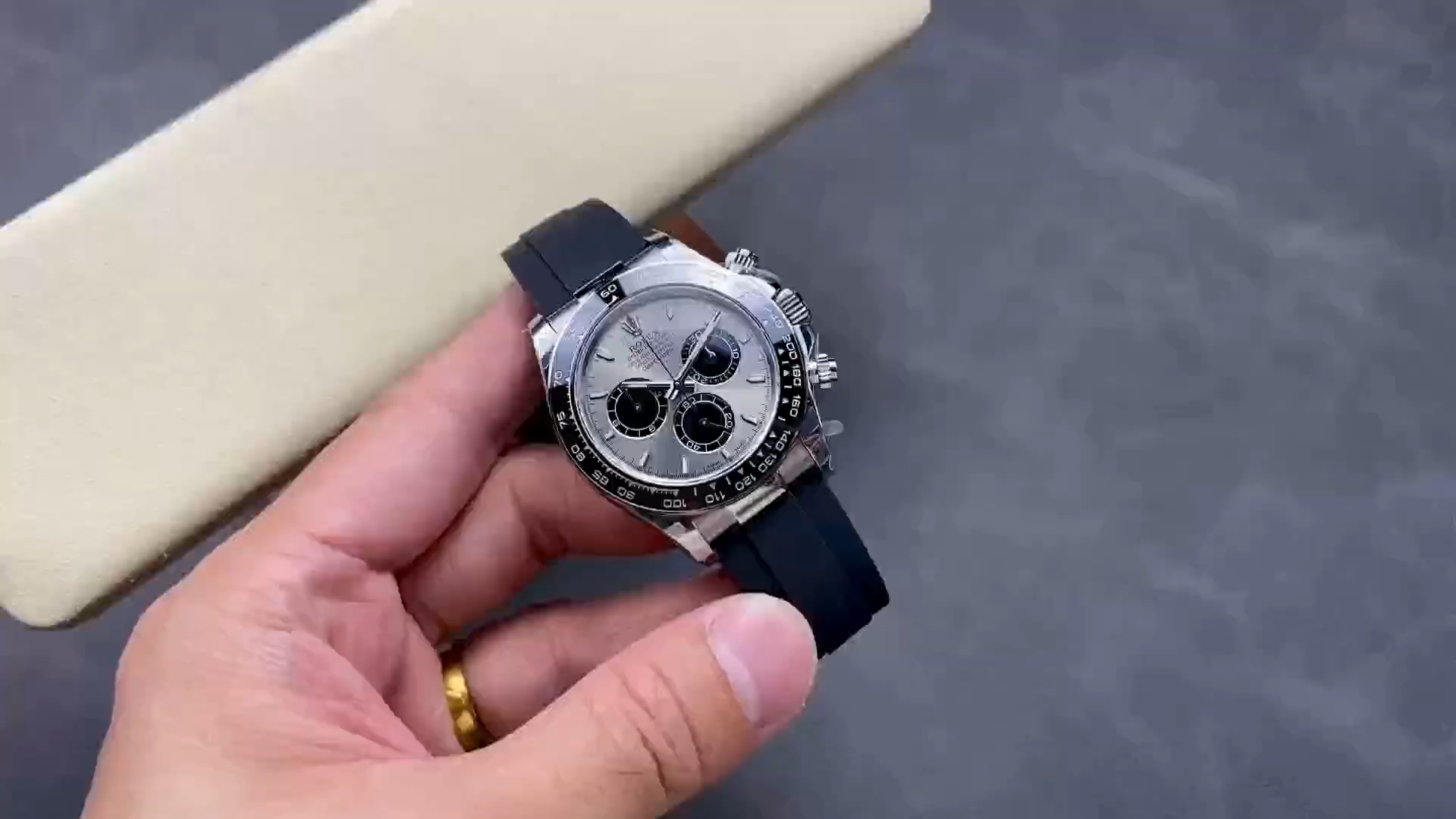 Rolex Daytona 126519LN 0006 40mm Silver Ghost Dial White Gold Oysterflex