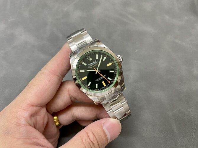 Rolex Milgauss 116400GV Stainless Steel Black Dial 40MM Mens Replica Watch