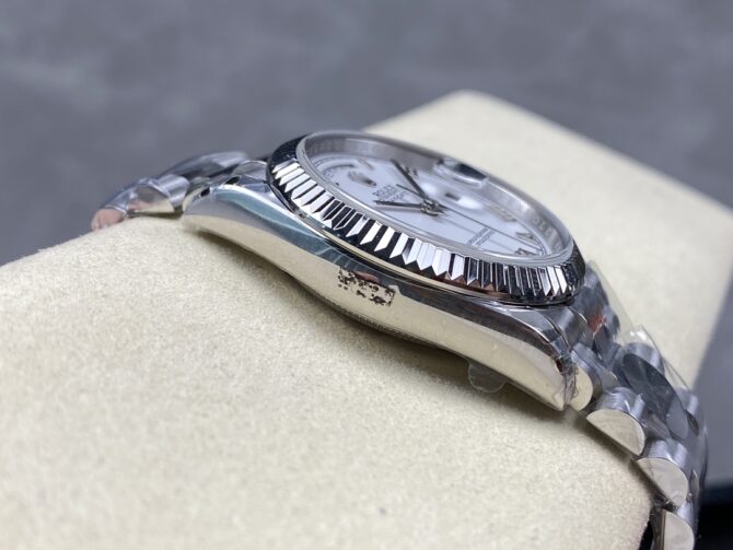 Replica Rolex Day Date 36 White Dial Platinum President Bracelet m128236 0017