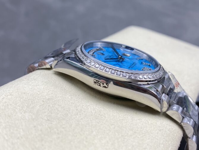 Replica Rolex Day Date 36 Platinum Turquoise Diamond-Set Roman Dial Diamond Bezel m128396tbr 0016