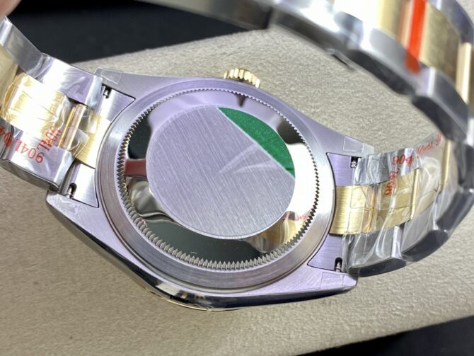 Rolex Sky Dweller 42mm White Dial Stick Markers m336933 0005 Men's Watch