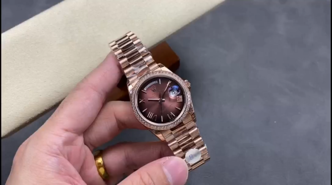Replica Rolex Day Date 36 Everose Gold Diamond Bezel m128345rbr 0075